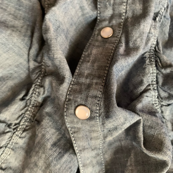 Button Down Top - Picture 4 of 4